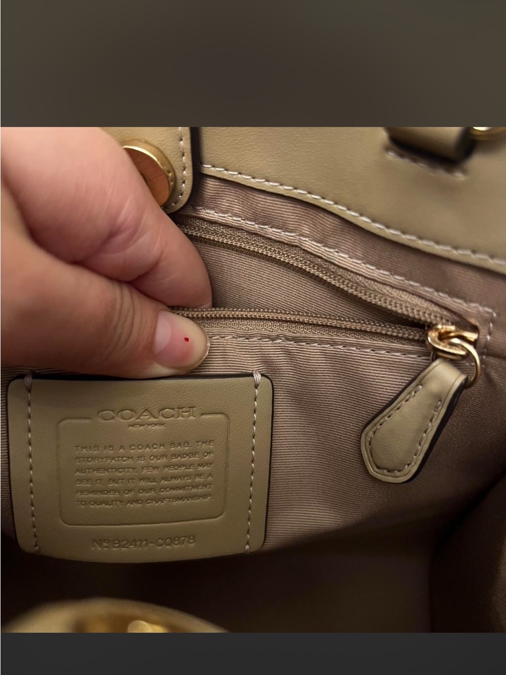 Coach Dempsey Tote Bag - PRICE IS FIRM - Picture 4 of 6
